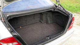 Mercedes Klasy S W220 – luksus (nie) tylko dla wybrańców