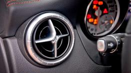 Mercedes CLA 200 Shooting Brake – gra pozorów