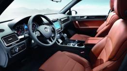 Volkswagen Touareg Edition X - pełny panel przedni