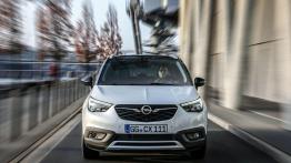 Opel Crossland X - widok z przodu