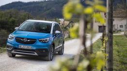 Opel Crossland X - widok z przodu