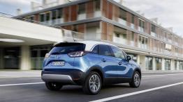 Opel Crossland X - widok z tyłu