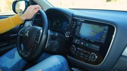 Mitsubishi Outlander PHEV - elektryczne 4x4