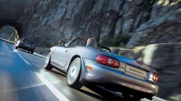 Najsłynniejszy roadster w historii motoryzacji - Mazda MX5