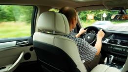 Elektryzująco szybka hybryda - BMW X6