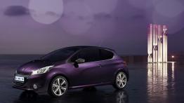 Peugeot 208 XY - lewy bok