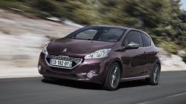 Peugeot 208 XY - widok z przodu