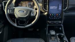 Ford Ranger Wildtrak PHEV jest lepszy od diesla. Ile pali w trasie i dla kogo jest stworzony?