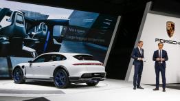 Elektryczny crossover Porsche. Jeszcze koncepcyjny