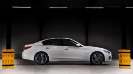 Infiniti Q50 dostanie nowy silnik benzynowy