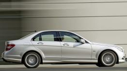 Mercedes Klasa C BlueEFFICIENCY - prawy bok