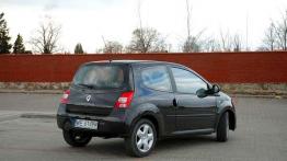 Renault Twingo 1.2 16V (75 KM) Dynamique - zwinny i stylowy
