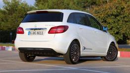 Mercedes klasy B Electric Drive - Tesla dla rodziny