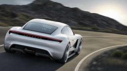 Porsche Mission E - elektryzujący następca Panamery?