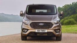 Flagowy van Forda odświeżony