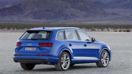 Nowe Audi Q7 - mniejszy, lżejszy, ładniejszy?