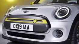 MINI Cooper SE – pierwszy w pełni elektryczny