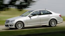 Mercedes Klasa C BlueEFFICIENCY - lewy bok