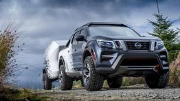 Nissan Navara Dark Sky - widok z przodu