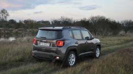 Fiat 500X kontra Jeep Renegade. Czy to naprawdę te same samochody?