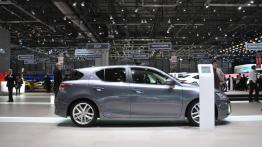 Lexus CT 200h - odświeżony i poprawiony