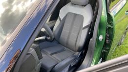 Test: Opel Astra po liftingu to przykład subtelnych zmian. Nowa twarz, te same zalety