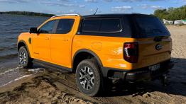 Ford Ranger Wildtrak PHEV jest lepszy od diesla. Ile pali w trasie i dla kogo jest stworzony?
