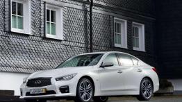 Infiniti Q50 dostanie nowy silnik benzynowy