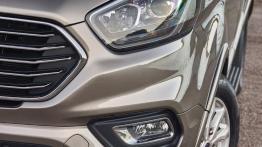 Flagowy van Forda odświeżony