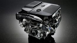 Mercedes Klasa C BlueEFFICIENCY - silnik solo