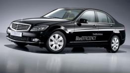 Mercedes Klasa C BlueEFFICIENCY - widok z przodu