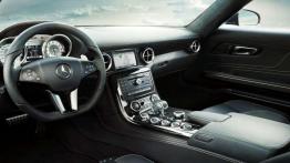 Mercedes SLS AMG - powrót mewy