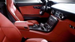 Mercedes SLS AMG - powrót mewy