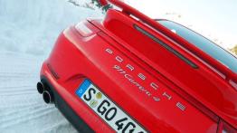Porsche 911 Carrera 4. Sportowiec, któremu śnieg niestraszny
