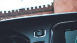 Volvo V40 T4 FL - lifting katalogowy