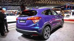 Samochody do wszystkiego - przegląd SUV-ów i crossoverów prosto z Genewy