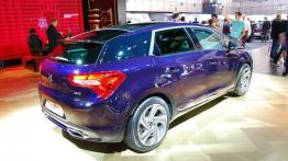 Rodzinnie, biznesowo, sportowo i ekskluzywnie - przegląd limuzyn prosto z Genewy