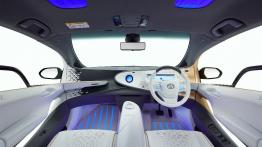 Elektryczna Toyota LQ jest autem... minusemisyjnym