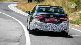 Toyota Camry dla Europejczyka. Z nowym napędem hybrydowym