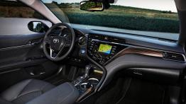 Toyota Camry dla Europejczyka. Z nowym napędem hybrydowym