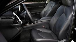 Toyota Camry dla Europejczyka. Z nowym napędem hybrydowym