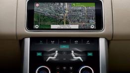 Flagowy Range Rover z silnikiem elektrycznym