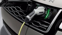 Flagowy Range Rover z silnikiem elektrycznym