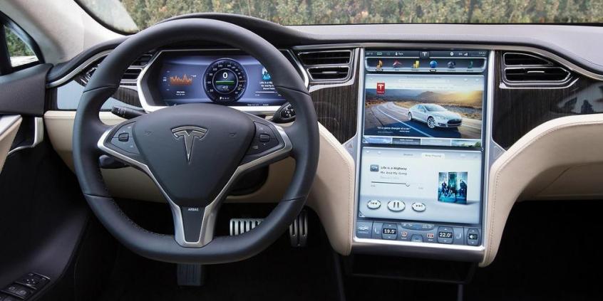 Autonomiczne samochody z czarną skrzynką?