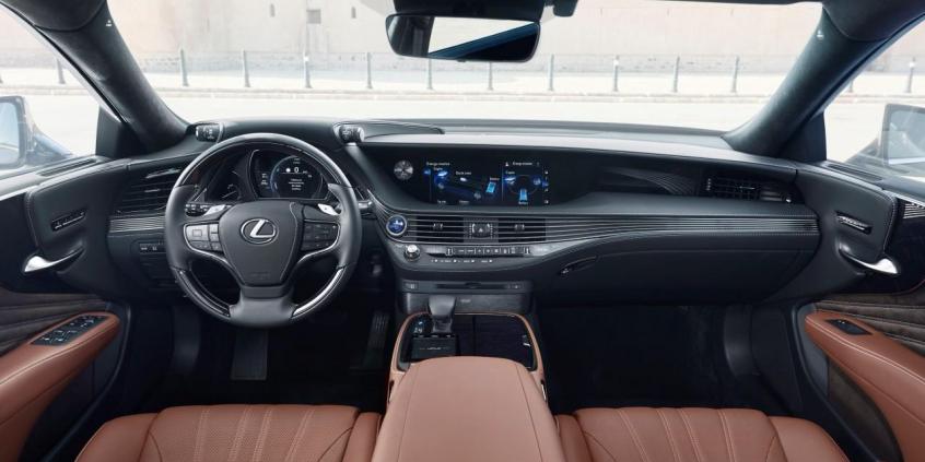 Alexa dla Lexusa i Toyoty