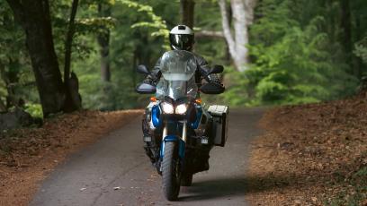 Premiery A2 w Polsce. BMW F 450 GS oraz Triumph Trident 660 i 800. Który wybrać?