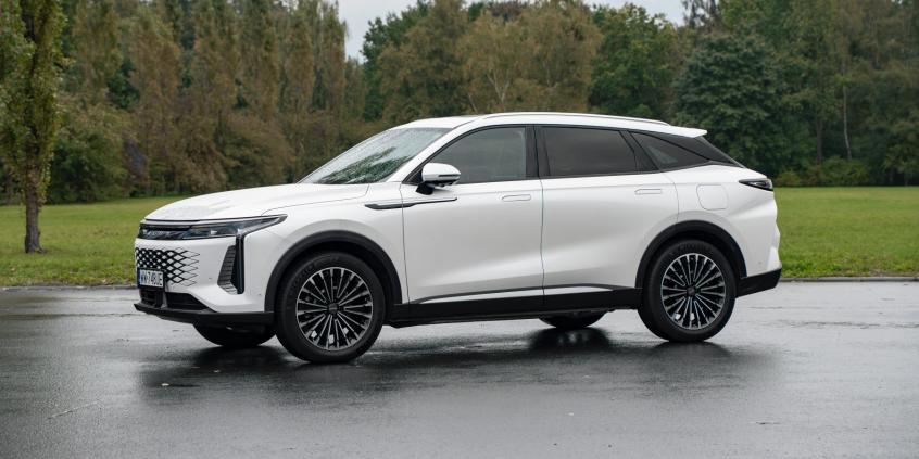 Omoda 9 Super Hybrid