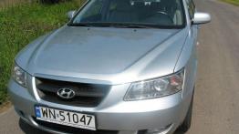 Hyundai Sonata 2.4 Elegance - widok z przodu