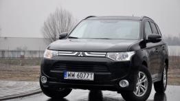 Mitsubishi Outlander III SUV 2.0 SOHC MIVEC 147KM - galeria redakcyjna - widok z przodu