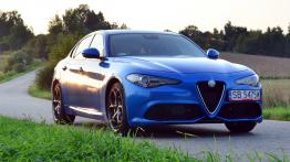 Alfa Romeo Giulia Veloce 2.0 TBi 280 KM - galeria redakcyjna - widok z przodu